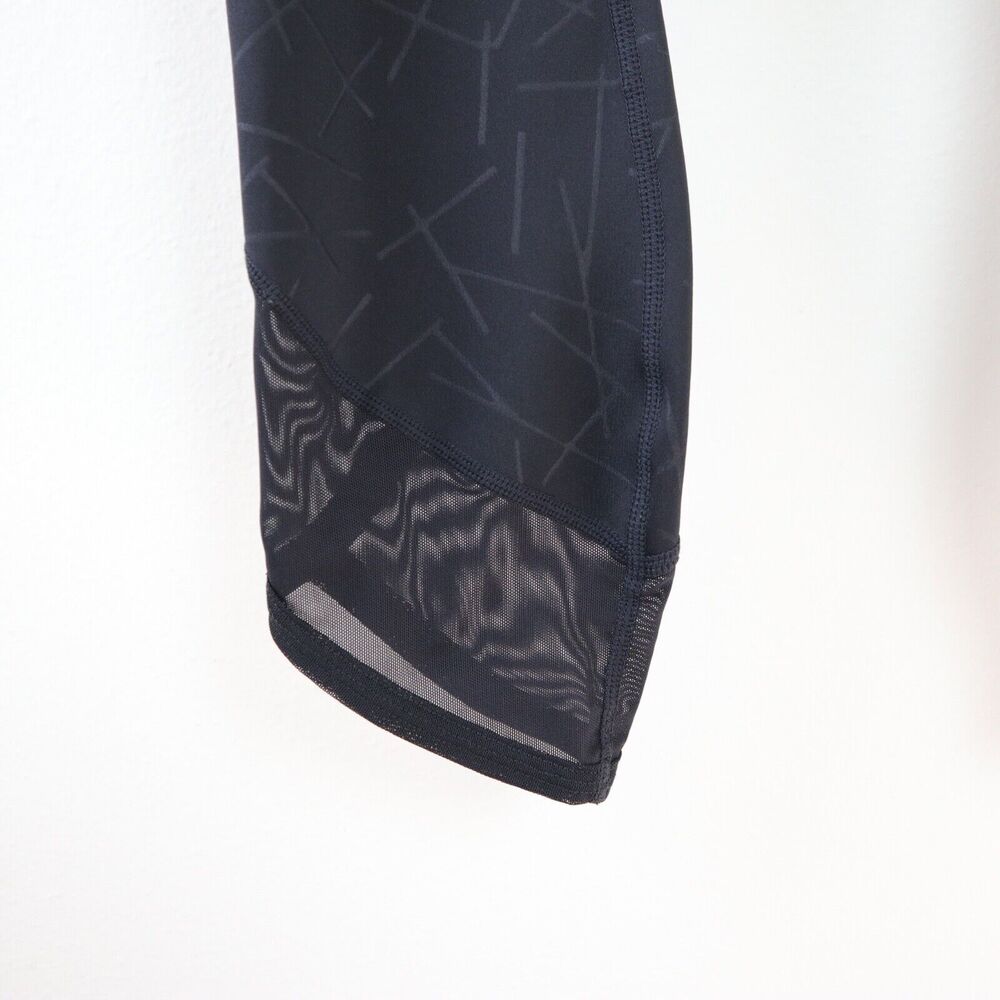 Athleta Size XS Angle Aura Sonar Capri Leggings Geo Print Mesh Black - Picture 5 of 9